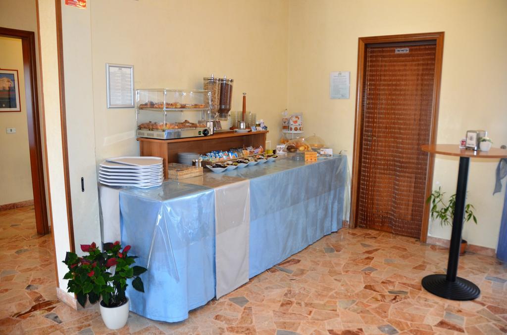 Hotel A-14 Modugno Exterior photo
