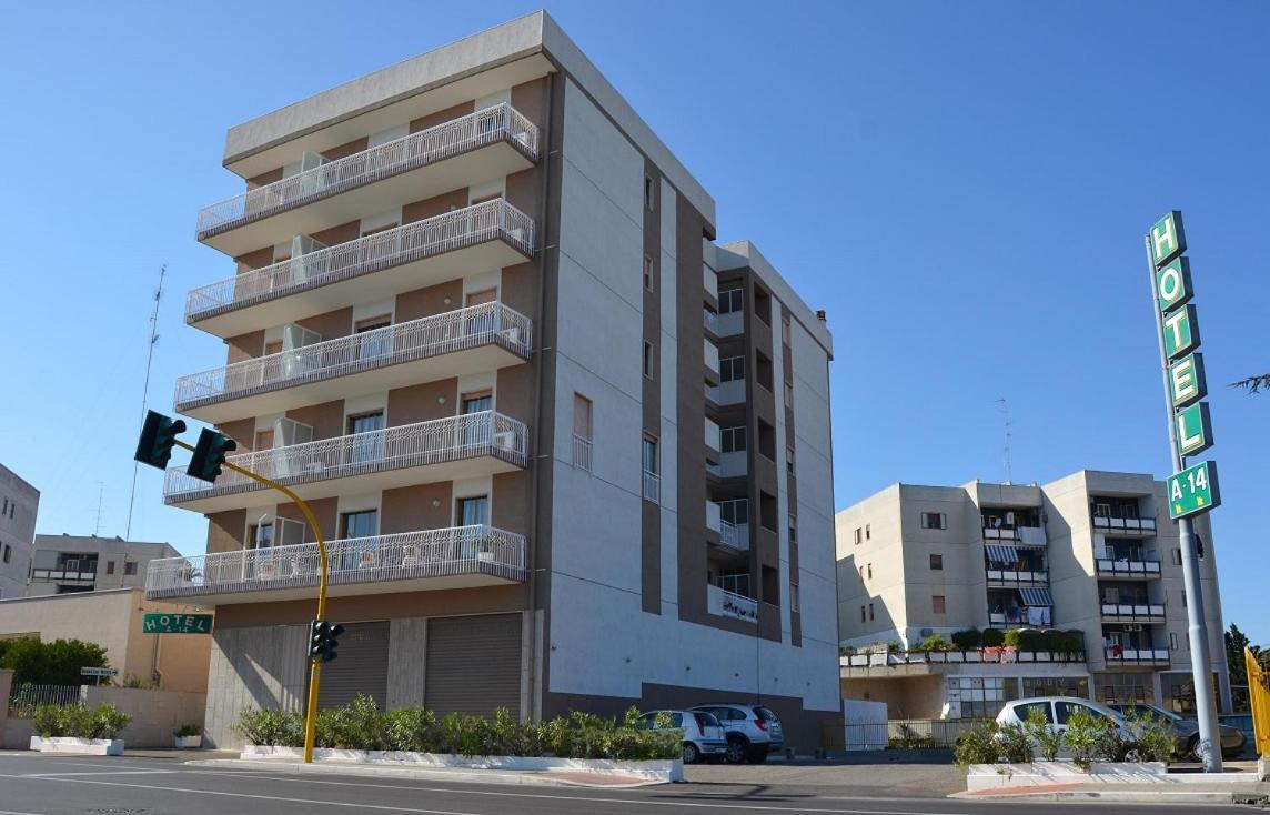 Hotel A-14 Modugno Exterior photo
